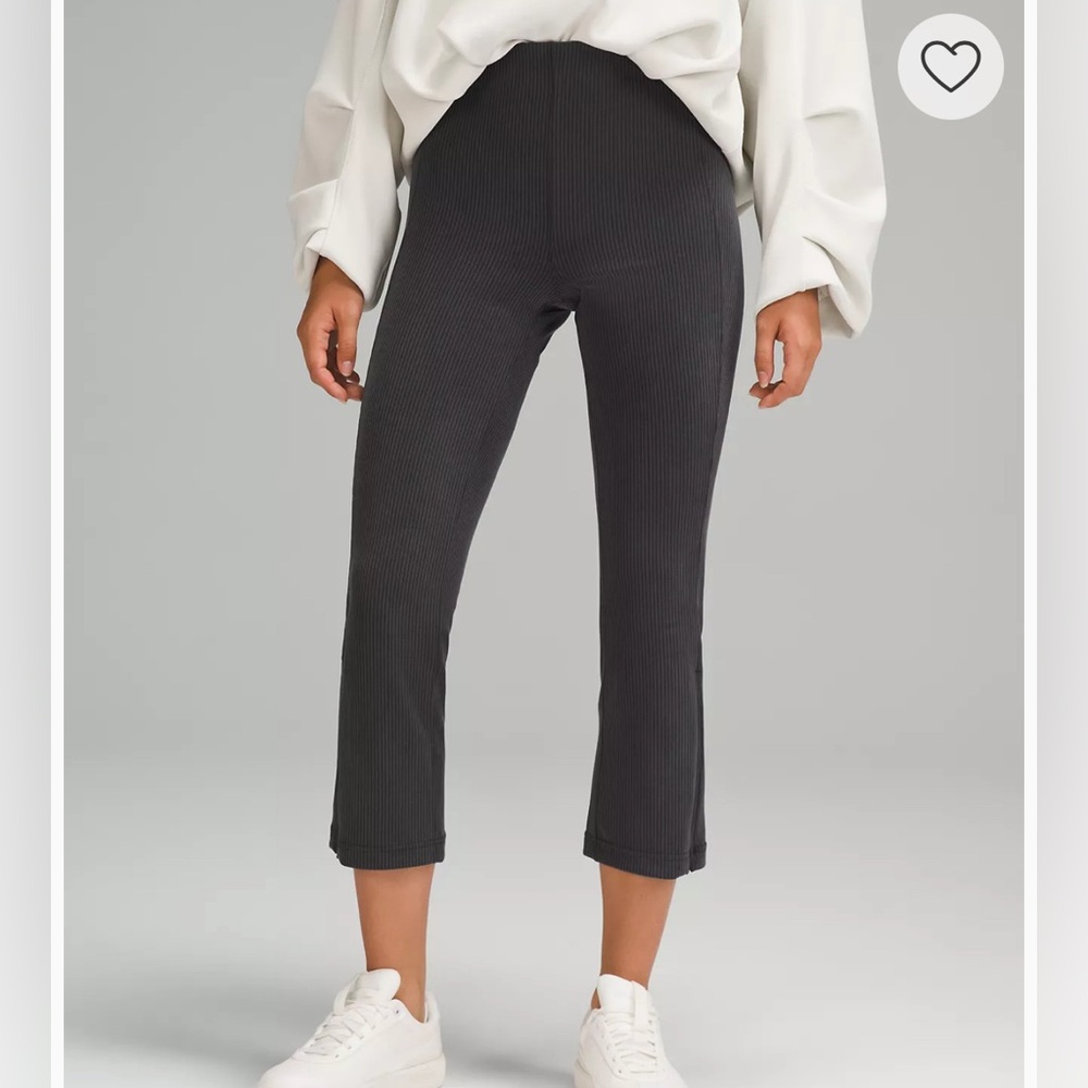 Lululemon Ribbed Softstreme Zip-Leg High-Rise Cropped Pant 25"
